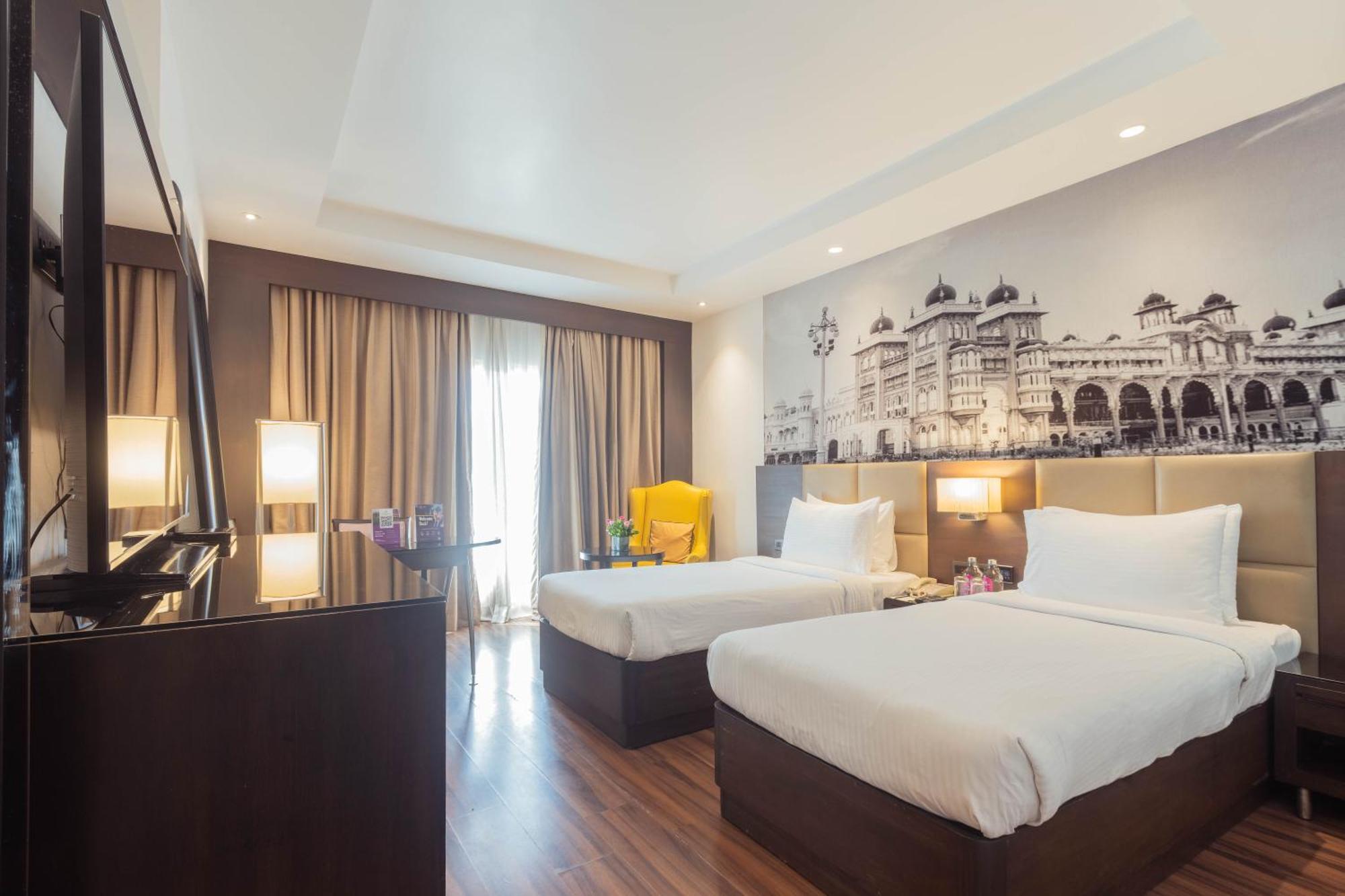 Hotel Royal Orchid Bangalore Exterior foto